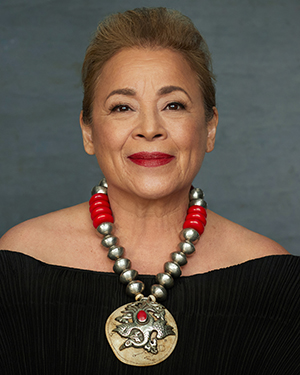 Alma Martinez headshot