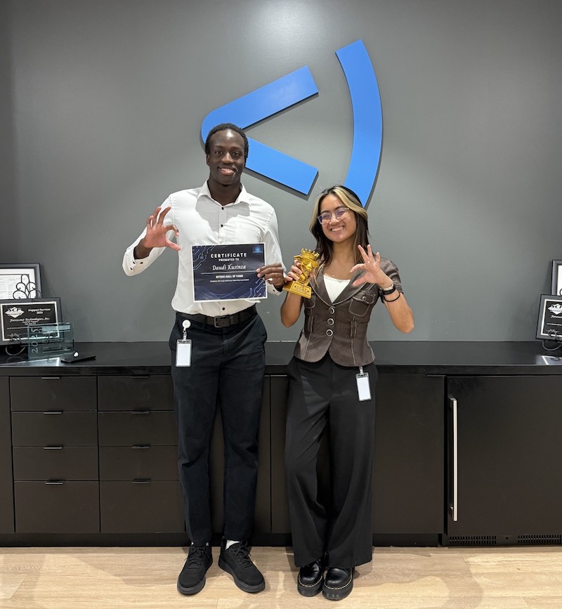  Trinity DelaCruz ’26 and Daudi Kusinza ’28