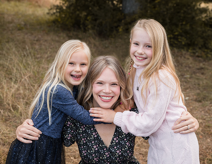 Morgan Fox and daughters