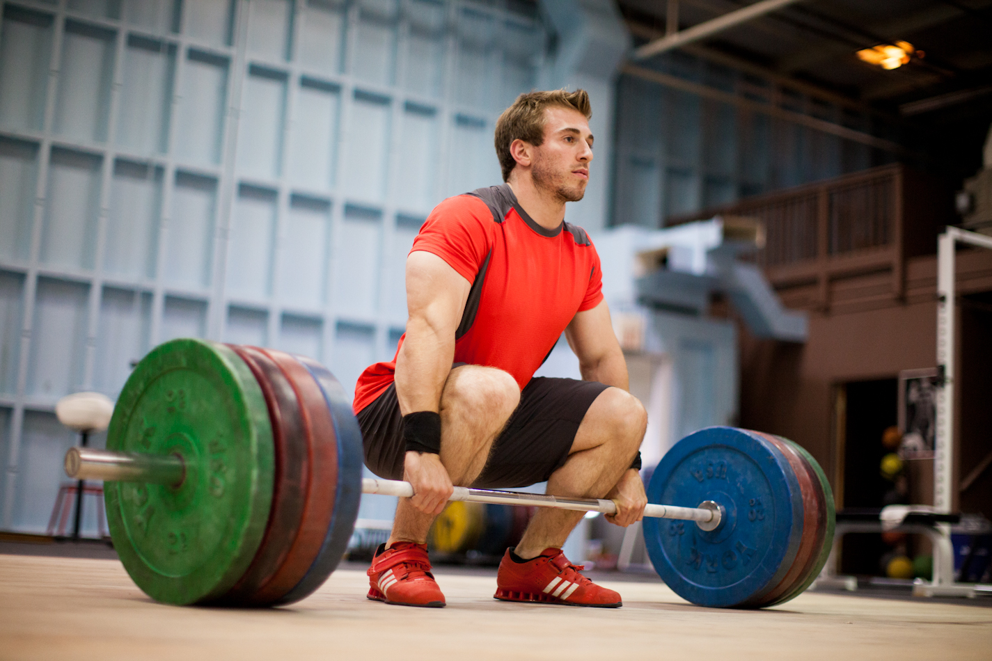 Weight lifting 3. Тяжелая атлетика. Спортсмен тяжелоатлет. Спортсмен со штангой. Тяжелая атлетика штанга.