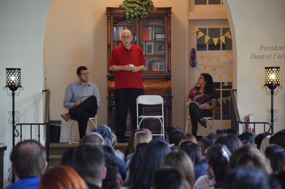 Fred Bergerson talks to students and families at Preview Day