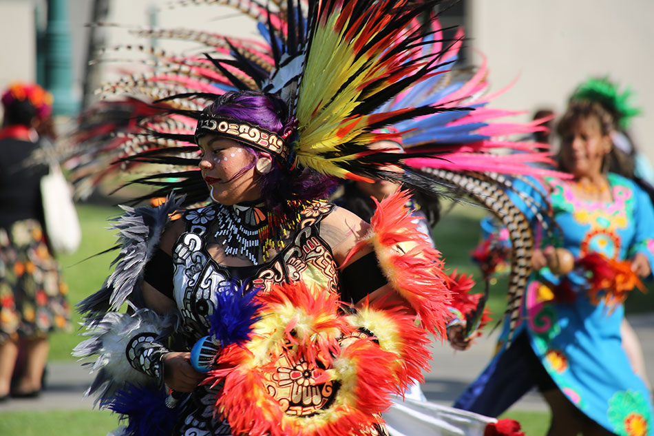 Aztec dancers