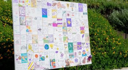 Big poet give mural wall 