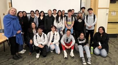  Author Jennifer Clement, left, stands with Whittier College Spanish Professor Doreen O'Connor-Gómez’s transnational cinema class after a discussion of Prayers for the Stolen. Written by Clement, the novel was adapted by Tatiana Huezo.