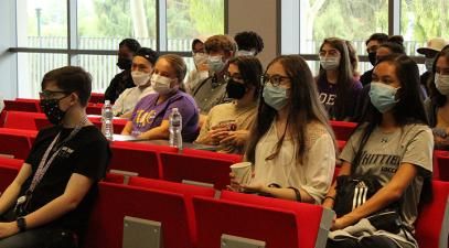 Whittier College students wearing masks in class