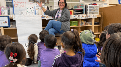 Teacher reading to students 