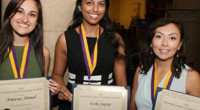 Picture of Whittier College students with honors 